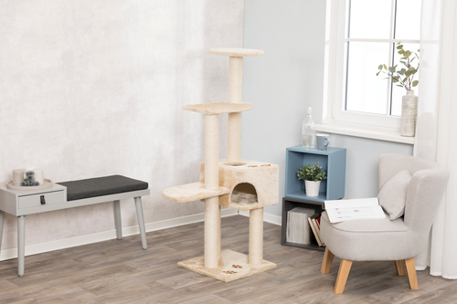 TRIXIE Kratzbaum Alicante beige in einem Zimmer